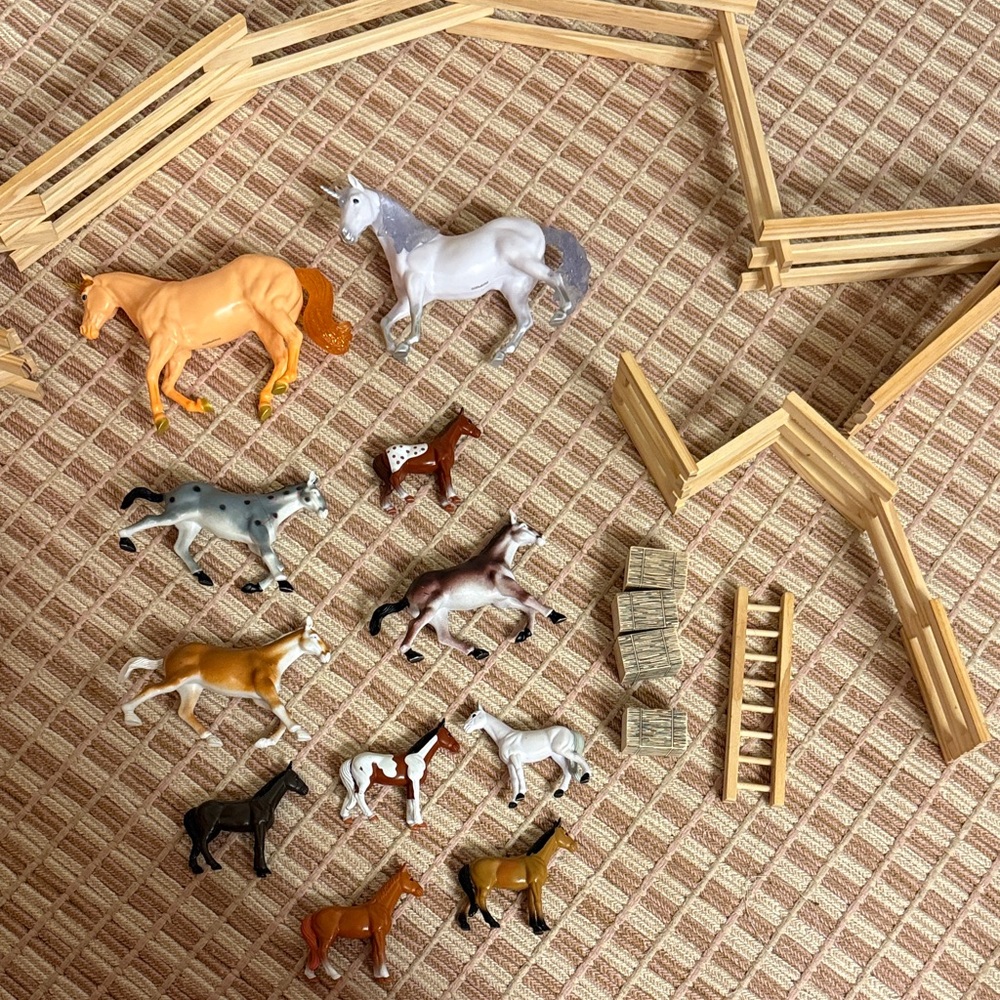 Melissa & Doug Colorful Horse Playset with Fences